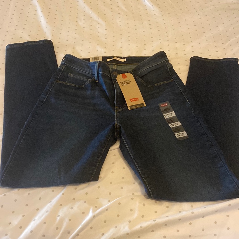 Levi's® Classic Mid Rise Skinny Jeans